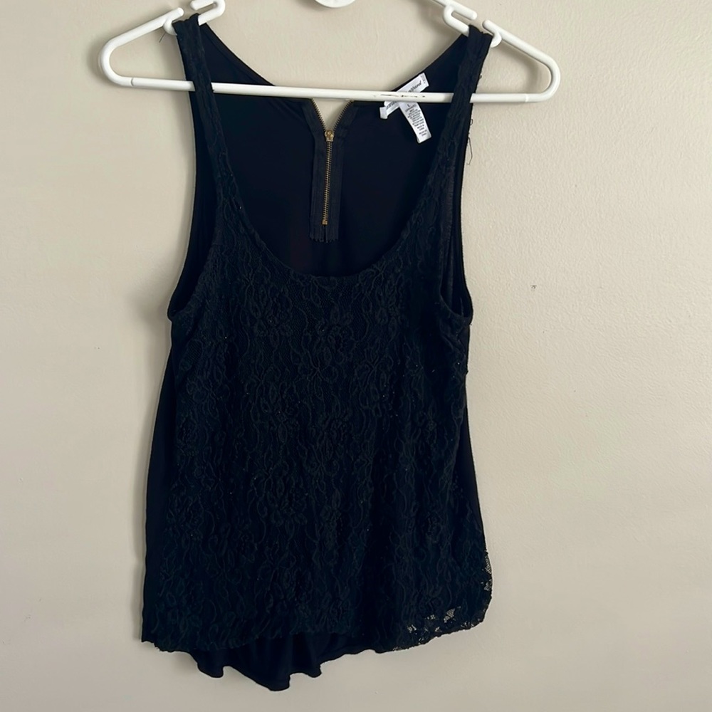 Lacey blank tank